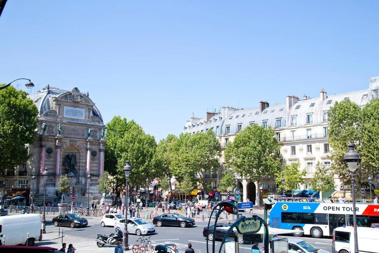 Apartment Tasty Luxury 3 Bedroom Full View Seine-Notre Dame Paris