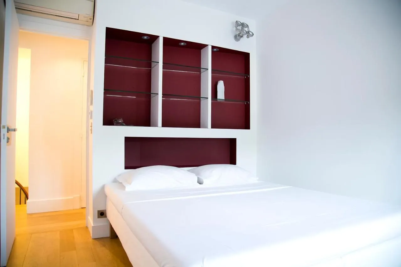 Tasty Luxury 3 Bedroom Full View Seine-Notre Dame Paris 0*,  France